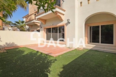 Adosado en Jumeirah Golf Estates, Dubai, 3 dormitorios, 266 m², № 105819 - foto 13