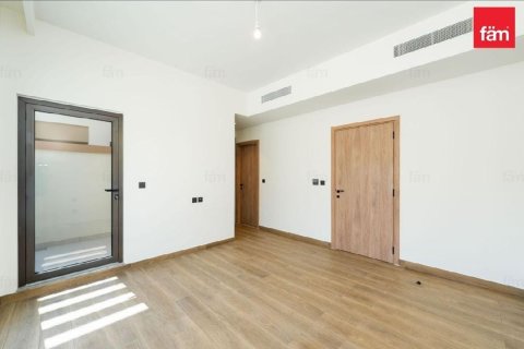 Adosado en Dubai, 4 dormitorios, 145.2 m², № 124594
