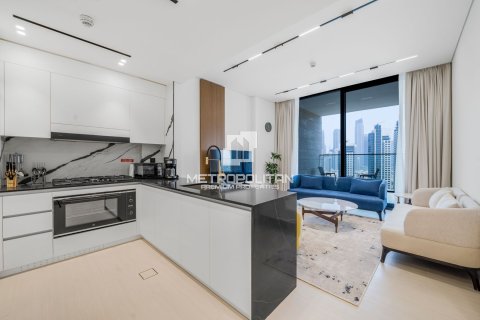 Снять в аренду квартиру в Бизнес-Бэе, Дубай: 2 спальни, 122м², № 72945 - фото 2