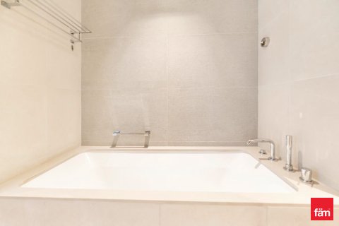 Купить квартиру в Даунтаун Дубай (Даунтаун Бурдж Дубай), Дубай: 1 спальня, 74.6м², № 90600 - фото 13