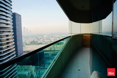 Купить квартиру в Даунтаун Дубай (Даунтаун Бурдж Дубай), Дубай: 2 спальни, 113.3м², № 90599 - фото 2