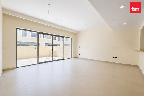 Villa in Dubai 4 bedrooms, 144 sq.m. № 139582 - photo 3