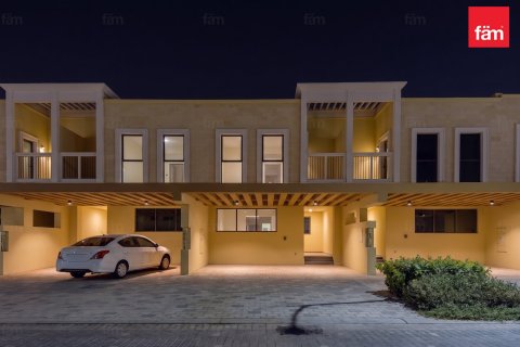 Villa in Dubai 4 bedrooms, 144 sq.m. № 139582 - photo 23