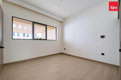 Villa in Dubai 4 bedrooms, 144 sq.m. № 139582 - photo 17