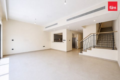 Villa in Dubai 4 bedrooms, 144 sq.m. № 139582 - photo 2