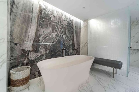 Apartamento en Palm Jumeirah, Dubai, 4 dormitorios, 776 m², № 120572 - foto 19