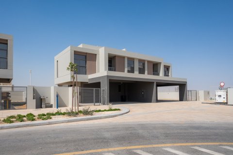 Townhouse in Dubai South (Dubai World Central), Dubai 4 bedrooms, 306.12 sq.m. № 141130