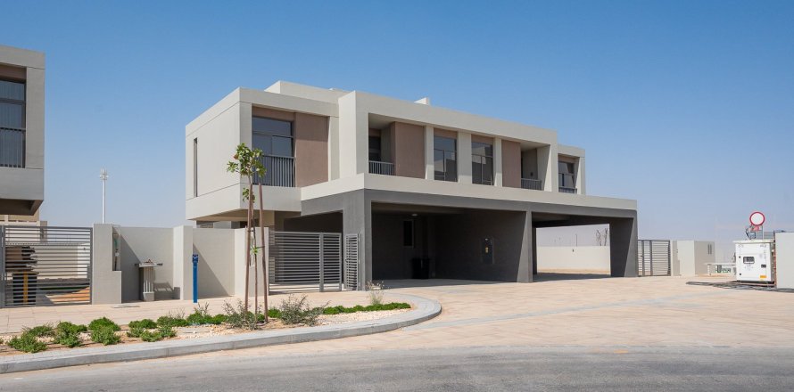 Townhouse in Dubai South (Dubai World Central), Dubai 4 bedrooms, 306.12 sq.m. № 141130