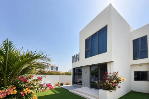 Townhouse in Maple 3, Dubai Hills Estate, Dubai 4 bedrooms, 231.42 sq.m. № 141132 - photo 2