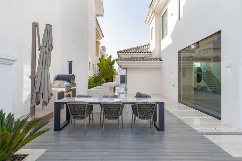 Villa in Palm Jumeirah, Dubai 5 bedrooms, 622.64 sq.m. № 141131 - photo 24