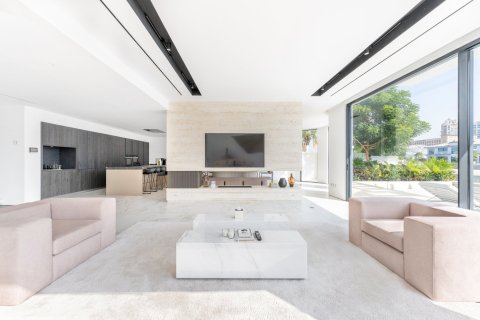Villa in Palm Jumeirah, Dubai 5 bedrooms, 622.64 sq.m. № 141131 - photo 3