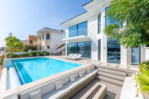 Villa in Palm Jumeirah, Dubai 5 bedrooms, 622.64 sq.m. № 141131 - photo 9