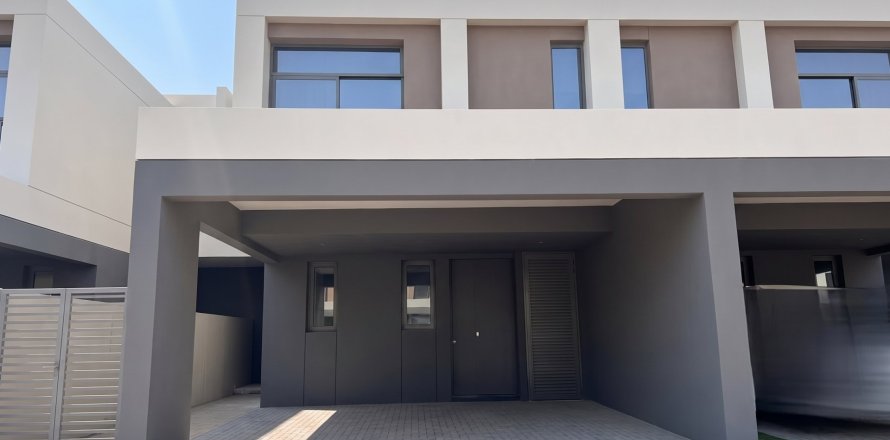 Villa in Dubai South (Dubai World Central), Dubai 3 bedrooms, 187 sq.m. № 109612