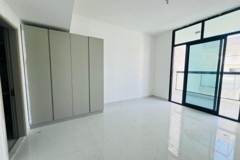 Apartment in Dubai 3 bedrooms, 214 sq.m. № 109609 - photo 10