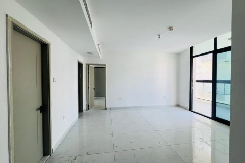 Apartment in Dubai 3 bedrooms, 214 sq.m. № 109609 - photo 13