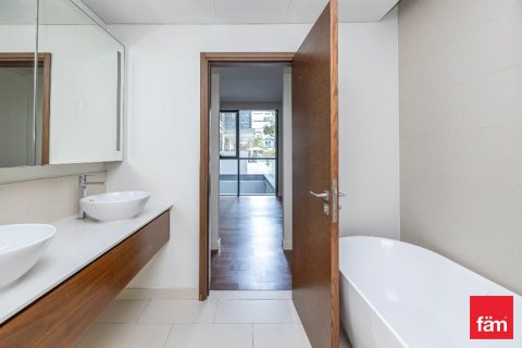 Appartement à Al Wasl, Dubai, 1 chambre, 128.9 m², № 3817 - photo 2