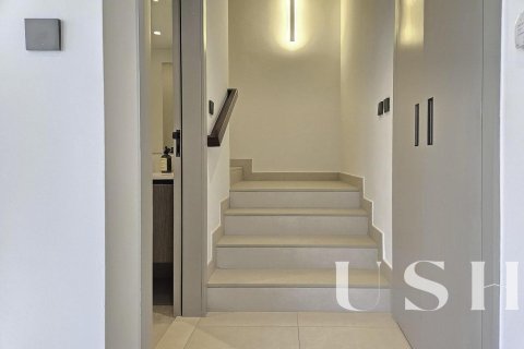 Villa in Aura, Tilal Al Ghaf, Dubai 4 bedrooms, 237 sq.m. № 39681 - photo 21