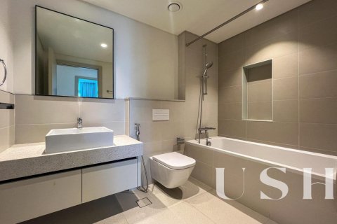 Apartment in EMAAR Beachfront, Dubai Harbour, Dubai 2 bedrooms, 111 sq.m. № 39675 - photo 12