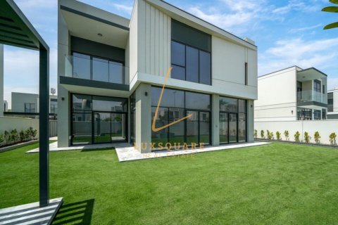 Villa en Murooj Al Furjan, Al Furjan, Dubai, 4 dormitorios, 564 m², № 100698