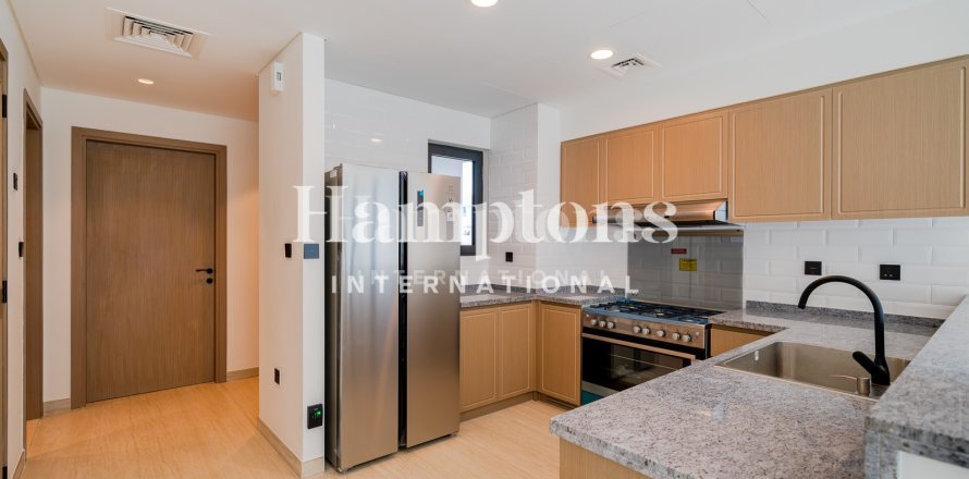 Townhouse in Damac Lagoons, Dubai 4 bedrooms, 211.819 sq.m. № 101292