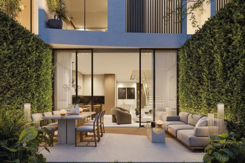 Villa in Dubai 5 bedrooms, 360 sq.m. № 101296 - photo 2