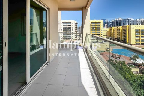Apartment in Greens, Dubai 2 bedrooms, 105.27024736 sq.m. № 101293 - photo 8