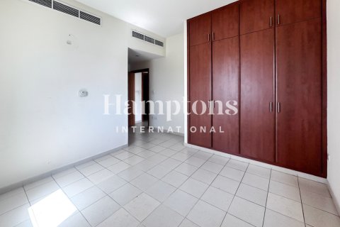 Apartment in Greens, Dubai 2 bedrooms, 105.27024736 sq.m. № 101293 - photo 11