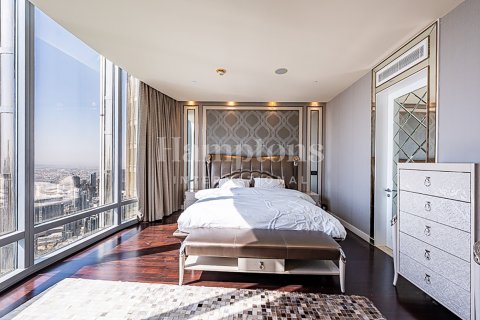 Appartement à Burj Khalifa, Dubai, 2 chambres, 177.352 m², № 96124
