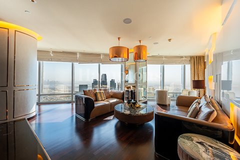 Appartement à Burj Khalifa, Dubai, 2 chambres, 177.35182700 m², № 96124 - photo 18