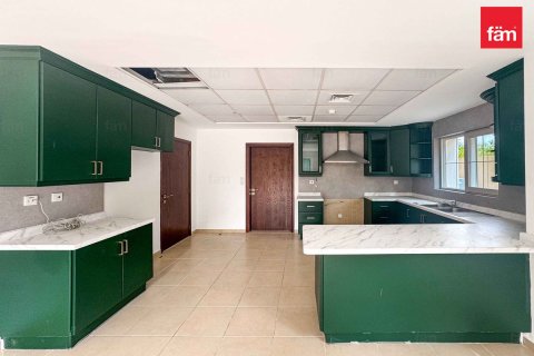 Villa in Dubai 759.4 sq.m. № 11217 - photo 9