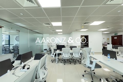 Bureau à Jumeirah Lake Towers, Dubai, 101.4 m², № 78424 - photo 1