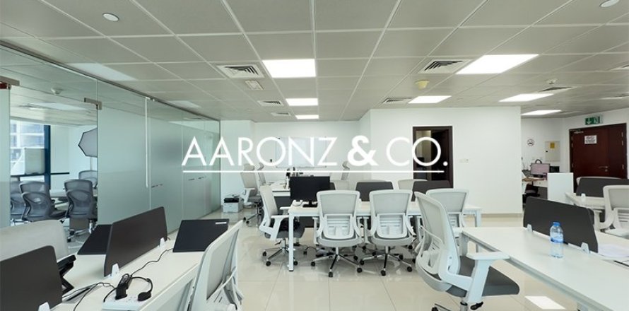Bureau à Jumeirah Lake Towers, Dubai, 101.4 m², № 78424