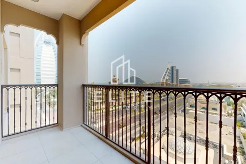 Apartment in Madinat Jumeirah Living, Umm Suqeim, Dubai studio, 72 sq.m. № 85662