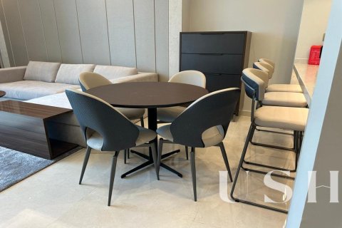 Apartment in Business Bay, Dubai 2 bedrooms, 111 sq.m. № 39717 - photo 26