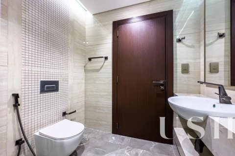 Apartment in Business Bay, Dubai 2 bedrooms, 111 sq.m. № 39717 - photo 9
