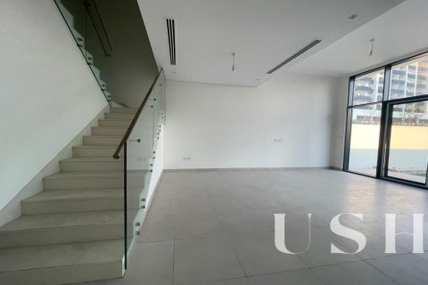 Townhouse in Al Furjan, Dubai 3 bedrooms, 255 sq.m. № 39726 - photo 11