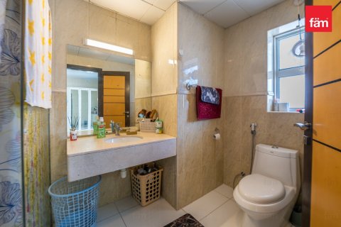Купить таунхаус в Дубае: 3 спальни, 174.7м², № 24616 - фото 9
