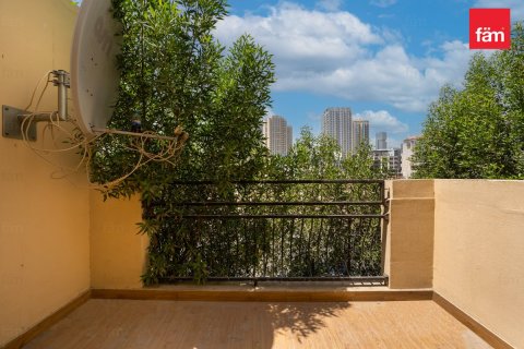 Купить таунхаус в Дубае: 3 спальни, 174.7м², № 24616 - фото 3