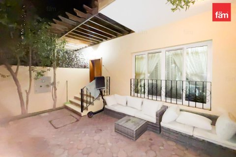 Adosado en Dubai, 3 dormitorios, 174.7 m², № 24616 - foto 24