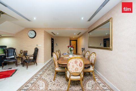 Купить таунхаус в Дубае: 3 спальни, 174.7м², № 24616 - фото 20
