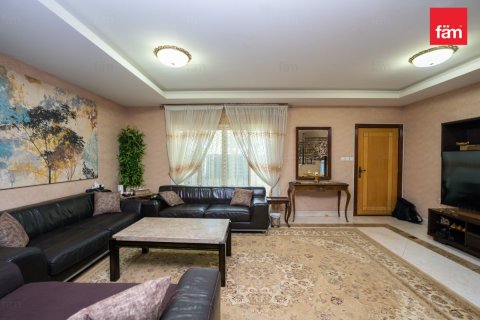 Купить таунхаус в Дубае: 3 спальни, 174.7м², № 24616 - фото 25