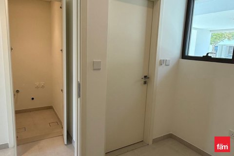 Adosado en Dubai, 3 dormitorios, 173.9 m², № 95696 - foto 11