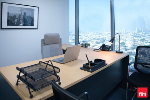 Снять в аренду офис в Sheikh Zayed Road, Дубай: 19.6м², № 109849 - фото 2