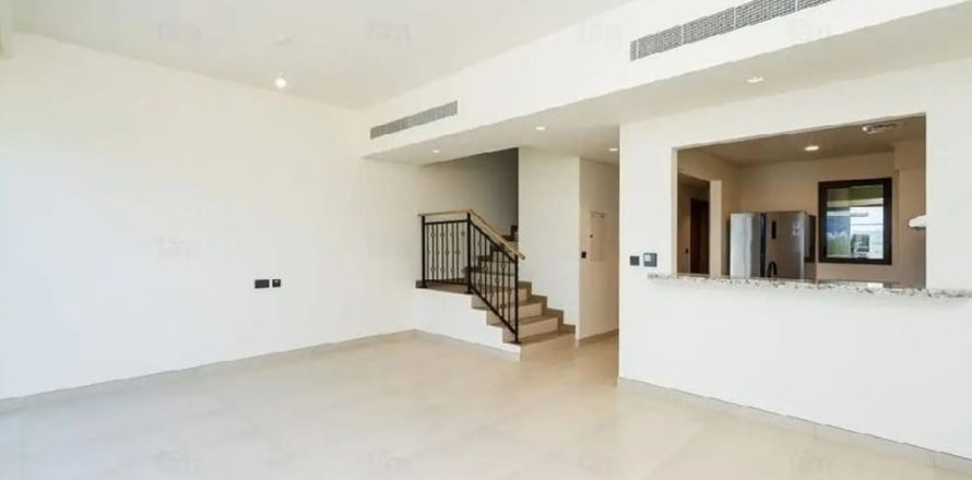 Maison de ville à Dubai, 4 chambres, 144.1 m², № 137772