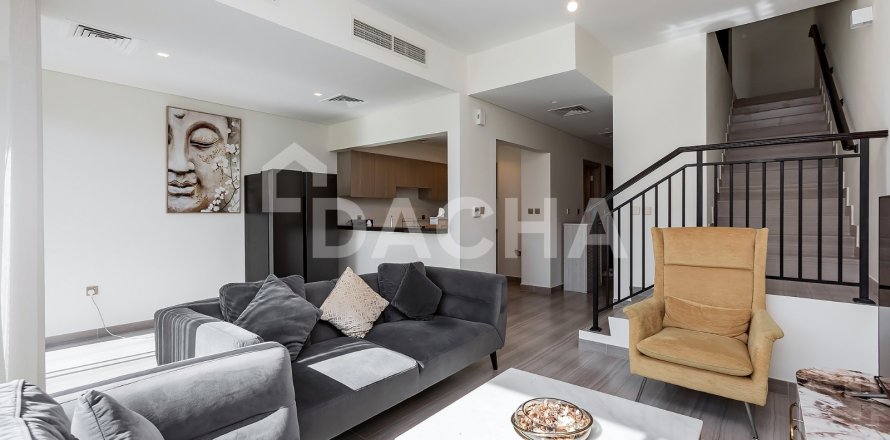 Adosado en Park Residences, DAMAC Hills (Akoya by DAMAC), Dubai, 4 dormitorios, 180 m², № 105095
