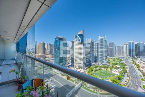 Appartement à Jumeirah Lake Towers, Dubai, 2 chambres, 125 m², № 56260 - photo 1