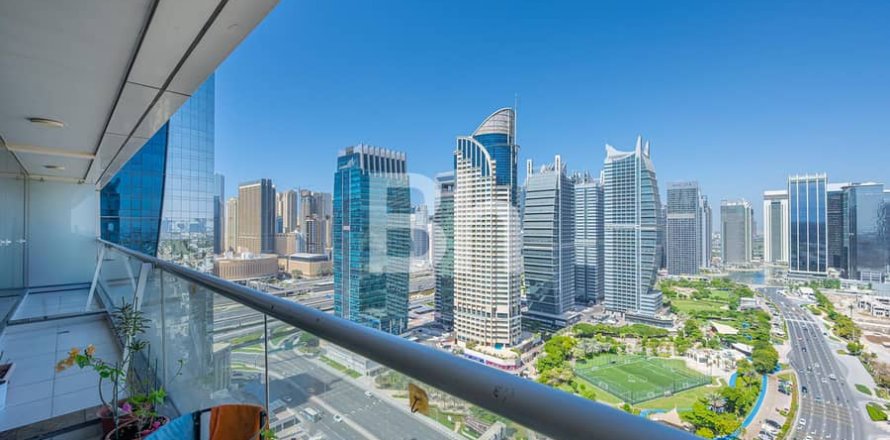 Appartement à Jumeirah Lake Towers, Dubai, 2 chambres, 125 m², № 56260