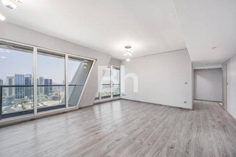 Apartment in Jumeirah Lake Towers, Dubai 3 bedrooms, 181 sq.m. № 56259 - photo 1