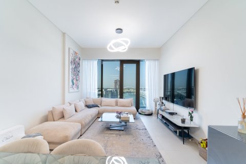 Ático en AL WASL TOWER en Sheikh Zayed Road, Dubai, 2 dormitorios, 147 m², № 97318 - foto 3