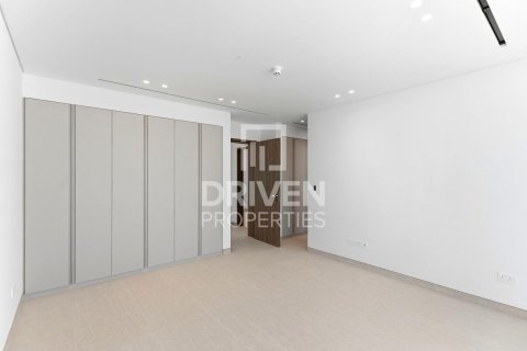 Villa in Jumeirah Park, Dubai 5 bedrooms, 696.12 sq.m. № 135435 - photo 6